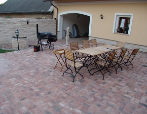 Paving on Terraces