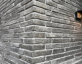 Mura brick